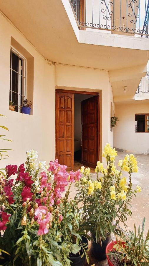 El Caucillar Hotel Iruya Exterior photo